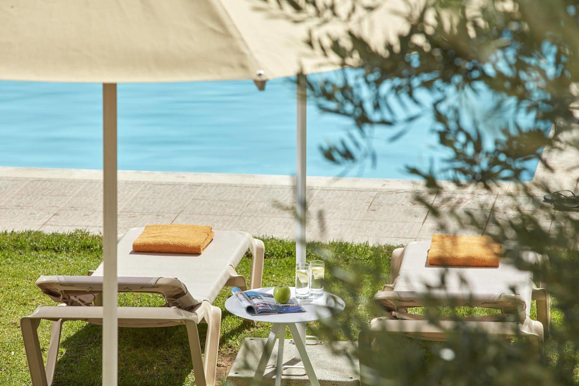 Hotel Civitel Esprit Athen Exterior foto